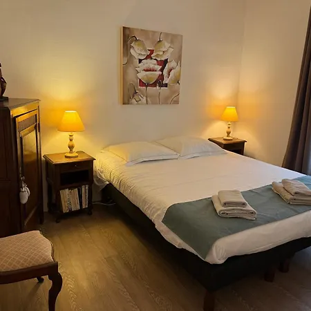 Fenetres Sur 아파트 *