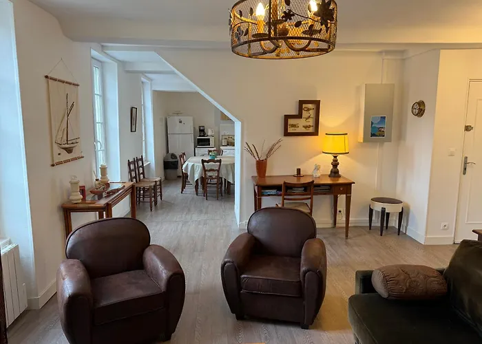 Fenetres Sur Arromanches-les-Bains